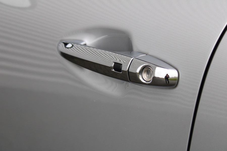 Kia Niro 1.6 GDi Hybrid DynamicPlusLine | Airco | Camera | Navi | Cruise |