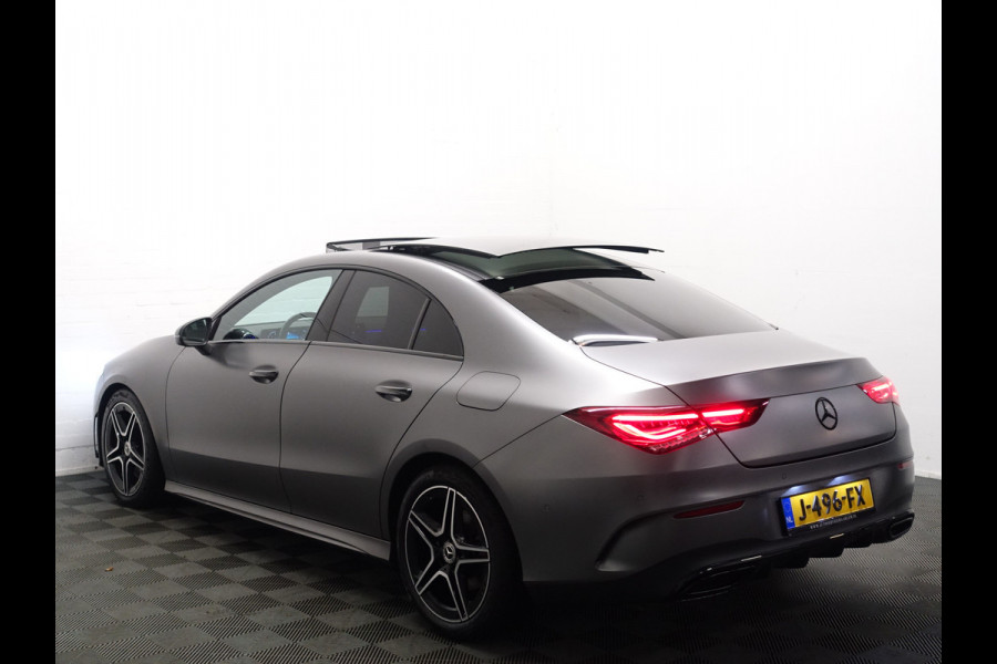 Mercedes-Benz CLA-Klasse 200 AMG Night Edition Aut- Designo Kleur I Panodak I Carplay I Sport Leder I Xenon Led ISfeerverlichting