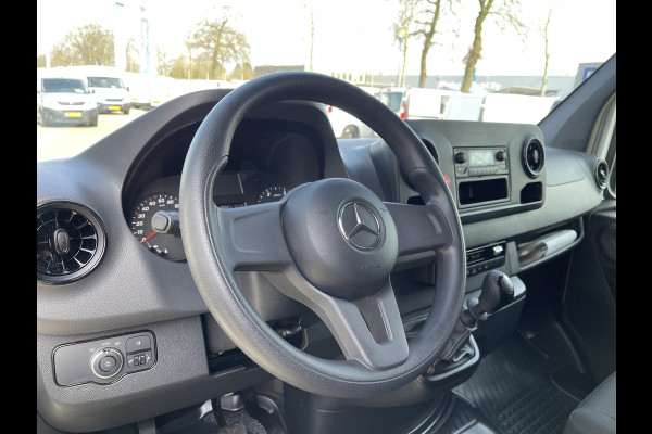 Mercedes-Benz Sprinter 317 1.9 CDI 170pk L3H2 RWD Functional / rijklaar € 38.950 ex btw / lease vanaf € 893 / trekhaak + opstap achter / 270 graden deuren / achteruit rijcamera !