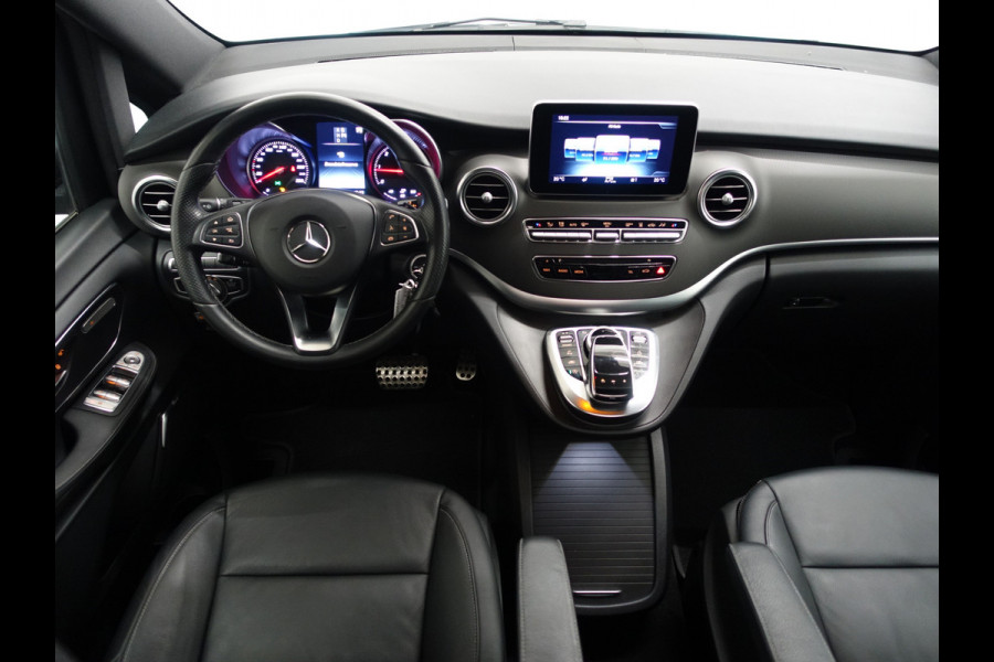 Mercedes-Benz V-Klasse 250d Lang AMG Night Edition Aut- 7 pers I Panodak I Standkachel I 360 Camera I Burmester I Leer I  2x Elek Schuifdeur I Sfeerverlichting