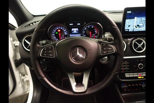 Mercedes-Benz GLA 180 Prestige AMG Ed Autom- Panodak I Leer I Harman/Kardon I 360 Camera