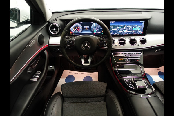 Mercedes-Benz E-Klasse 220D Prestige AMG Edition- Schuifdak I Widescreen I Camera I Leer I Navi I Xenon