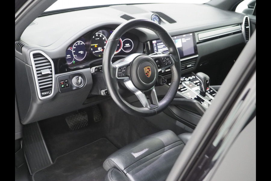 Porsche Cayenne 3.0 E-Hybrid | Panoramadak | Sport Chrono | 360 | BOSE | Memory