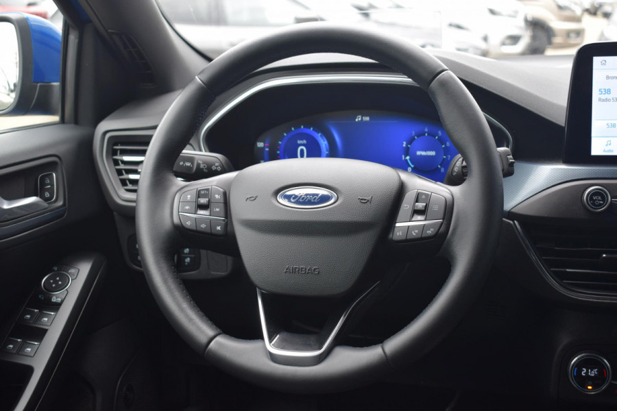 Ford Focus 1.0 EcoBoost Active X Business 125pk |Automaat! | Trekhaak | Climate Control | Winterpakket | Navigatie | Adaptive Cruise Control |