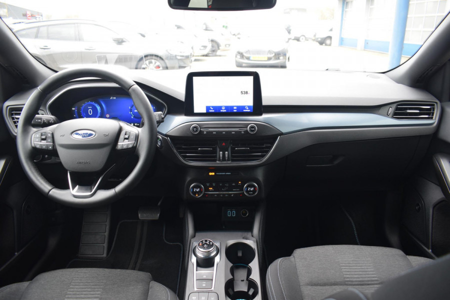 Ford Focus 1.0 EcoBoost Active X Business 125pk |Automaat! | Trekhaak | Climate Control | Winterpakket | Navigatie | Adaptive Cruise Control |