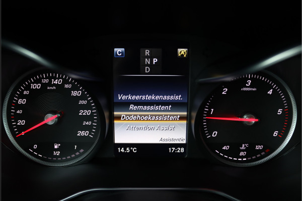 Mercedes-Benz GLC 220 d 4-MATIC Aut9 | Panoramadak | Camera | Head-up Display | Trekhaak | Burmester | Dodehoekassistent | Led Intelligent Light System |