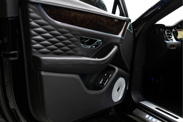Bentley Flying Spur 4.0 V8 Mulliner Driving Specification|Blackline|Naim Sound