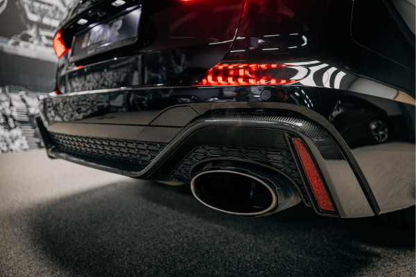 Audi RS6 TFSI quattro | Luchtvering | B&O | ACC | Akrapovic |