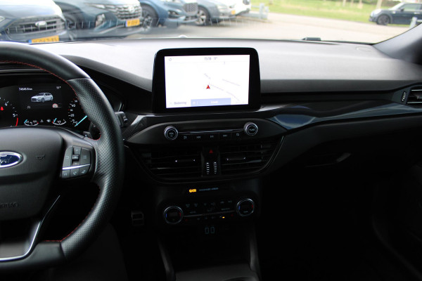 Ford Focus Wagon 1.5 EcoBlue ST Line Business 120pk Automaat | Adaptive Cruise Control | Stoel + Stuurverwaming | Navigatie | Camera |