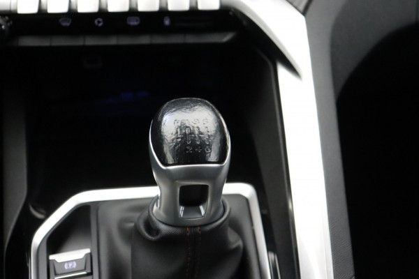 Peugeot 3008 1.5 BlueHDi Blue Executive - Navi, Digital Cockpit