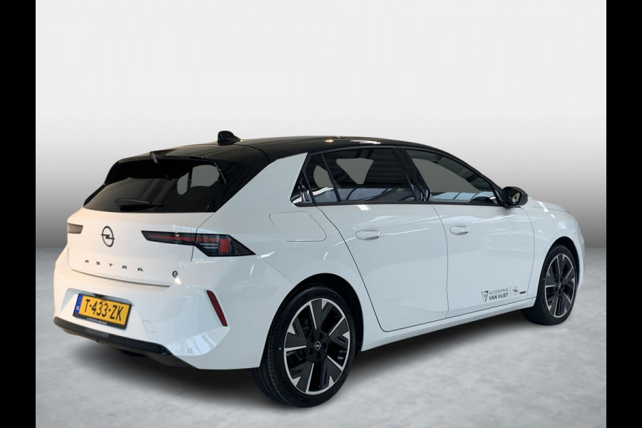 Opel Astra Electric ULTIMATE 54 kWh 156 Pk | Alcantara | Navi Pro | Winterpakket | 360° Camera | AGR voorstoelen | Panoramadak | Full Options
