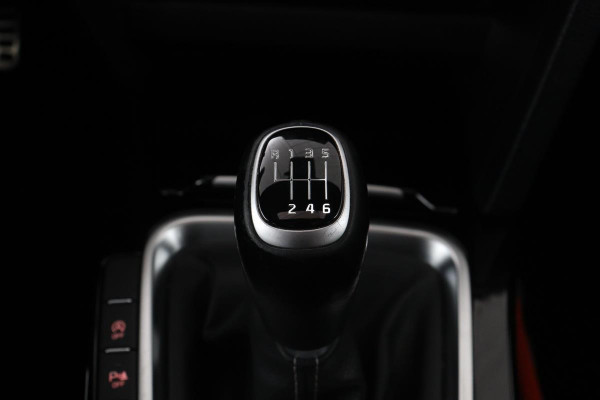 Kia ProCeed 1.0 T-GDI GT-Line | Panoramadak | Adaptive cruise | Stoelverwarming | Carplay | Navigatie | Camera | Full-LED | Keyless | Climate control | Trekhaak