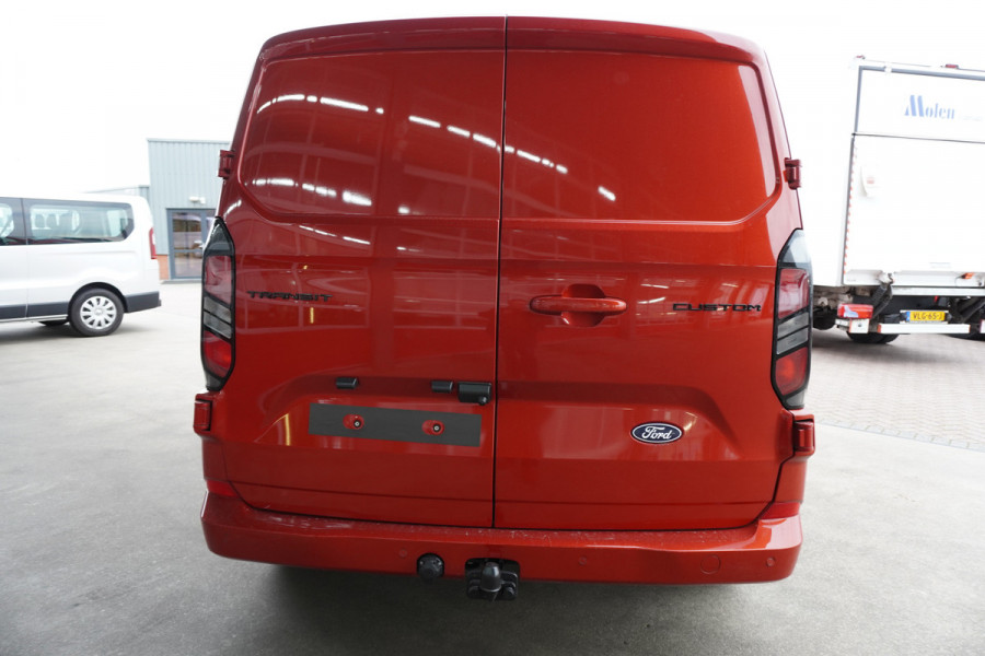 Ford Transit Custom 320L 2.0 TDCI 150PK L2H1 Limited Nr. V057 | Airco | Apple-Android | Camera | Cruise | Trekhaak