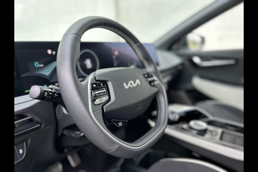 Kia Ev6 GT-Line 77.4 kWh Automaat | Panoramadak | 20” Velgen | Meridian | 360 Camera | Navi | Leder/Alcantara | Key-Less | Stuur-/Stoelverwarming | Clima | Apple CarPlay/Android Auto | Stoelverkoeling | PDC | Cruise | LED |