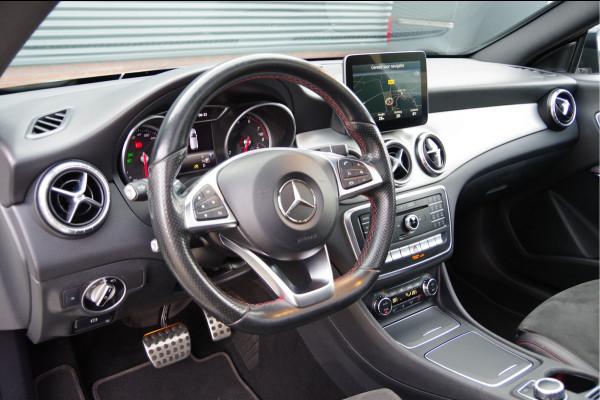 Mercedes-Benz CLA-Klasse Shooting Brake 220 AMG Prestige 184PK AUT. LED, PANODAK, LEDER/ALCANTARA, CAMERA, NAVI, ADAPT. CRUISE, STOELVERWARMING, AIRCO
