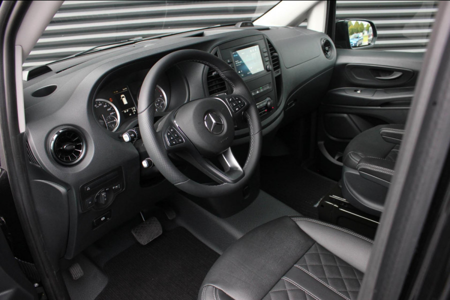 Mercedes-Benz Vito CDI LANG BLACK EDITION AMG- EDITION / AUTOMAAT / DIRECT RIJDEN / FULL OPTIONS / PDC / VERLAAGD / UNIEK / XEONON