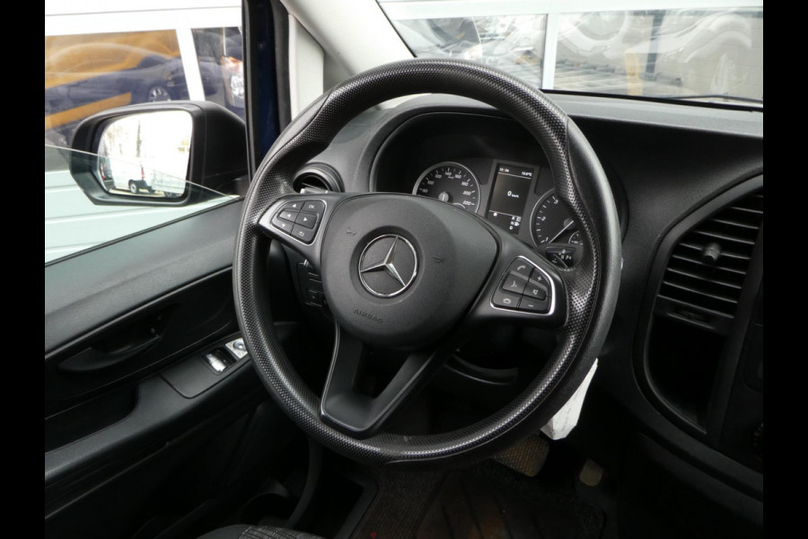 Mercedes-Benz Vito 114cdi XL, Automaat, 3-zits, Airco, Navigatie, Cruisecontrol.
