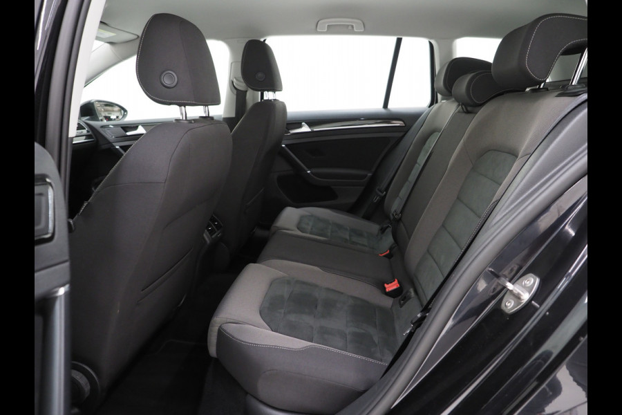Volkswagen GOLF Variant 1.5 TSI 150PK Highline | Virtual | Massage | Dynaudio | Adaptive Cruise | Carplay