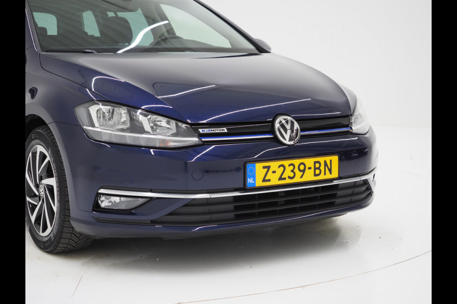 Volkswagen GOLF Variant 1.5 TSI Comfortline | Panoramadak | Adaptive Cruise | Carplay | Camera
