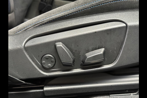 BMW X2 SDrive18i High Executive M Performance | Pano | 20 inch | Keyless | Harman/kardon | Navi