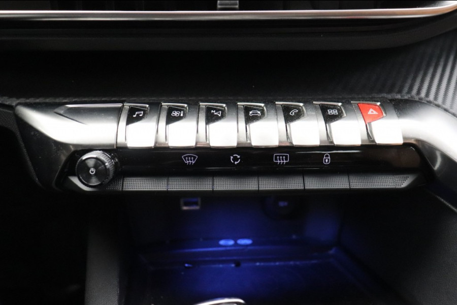 Peugeot 5008 1.2 PureTech Executive Automaat 7 Persoons - Leer, Carplay