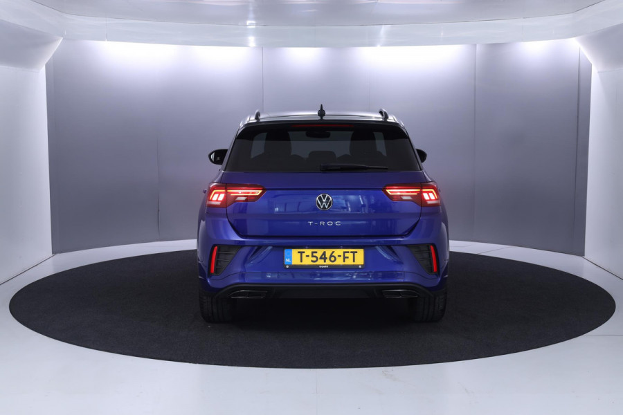 Volkswagen T-Roc 1.0 TSI R-Line 110 pk | Verlengde garantie | Navigatie | Parkeersensoren (Park assist) Achteruitrijcamera | R-Line