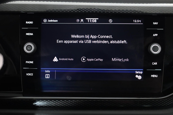 Volkswagen Taigo 1.0 TSI Life 110 pk Automaat (DSG) | Verlengde garantie | Navigatie | Parkeersensoren | Achteruitrijcamera