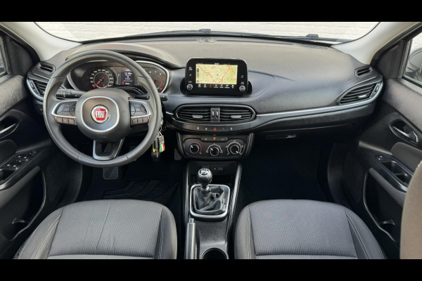 Fiat Tipo Stationwagon 1.4 T-Jet 16v Navigatie Camera Carplay 4 Seizoenen banden Cruise controle Airco