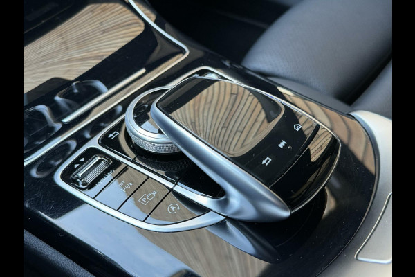 Mercedes-Benz C-Klasse Estate 180 AMG-styling | Full LED | Camera | Leren bekleding | Trekhaak elektrisch | Stoelverwarming | Nightpakket
