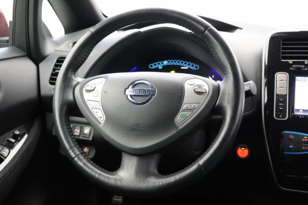 Nissan Leaf Acenta 30 kWh - Navi, Clima, Camera
