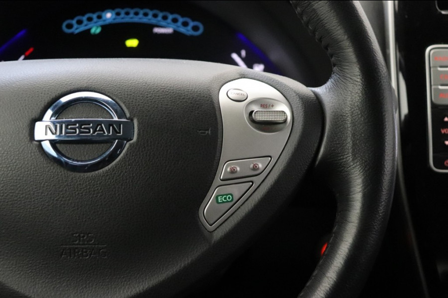 Nissan Leaf Acenta 30 kWh - Navi, Clima, Camera