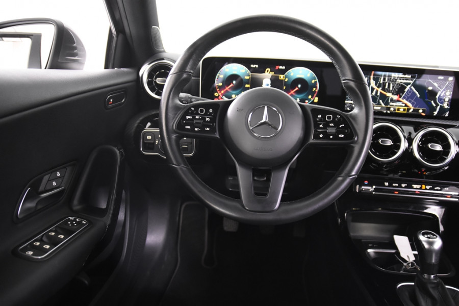 Mercedes-Benz A-Klasse 180 *Leer*Camera*LED*PDC*