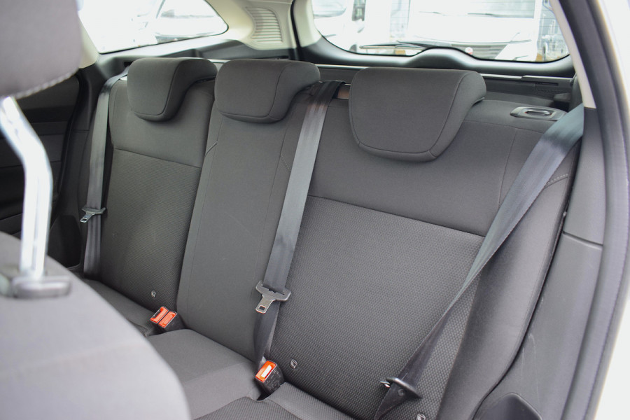 Ford FOCUS Wagon 1.5 TDCI Lease Edition | Trekhaak | Apple CarPlay | Cruise | Climate