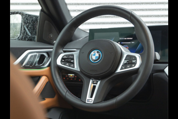 BMW i4 M50 - M-Sport Pro - M-Sportzetels - Dak - Driving Ass Prof - Harman Kardon - Leder Dash
