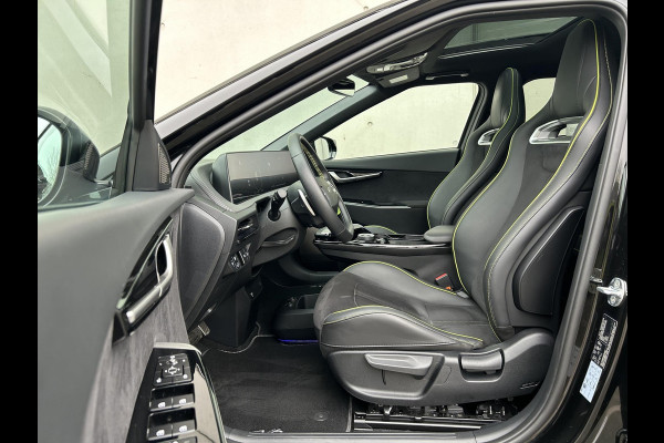 Kia Ev6 GT AWD 585 PK 77.4 kWh Automaat | 360 Camera | Panoramadak | Sport-stoelen | Meridian Audio | 20” Velgen | BSD | Clima | Key-Less | Stuur-/Stoelverwarming | PDC | Cruise | LED |