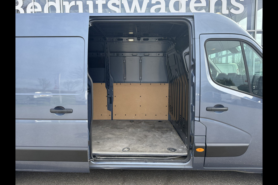 Renault Master T35 2.3 dCi 135 L3H2 | LED | Navi | Camera | Trekhaak