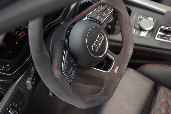 Audi RS4 Avant 2.9 TFSI RS 4 Quattro Panoramadak|Massage|Matrix|Black|450pk!!|B&O|