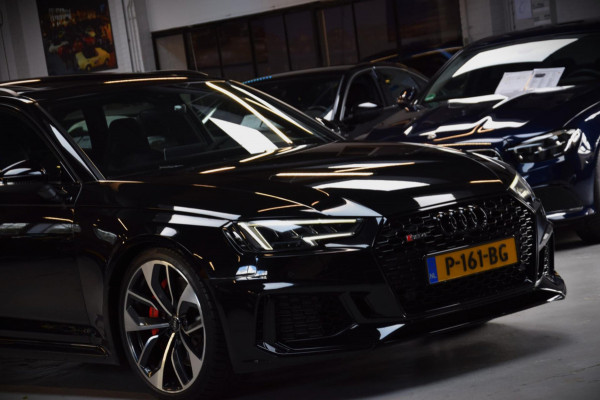 Audi RS4 Avant 2.9 TFSI RS 4 Quattro Panoramadak|Massage|Matrix|Black|450pk!!|B&O|