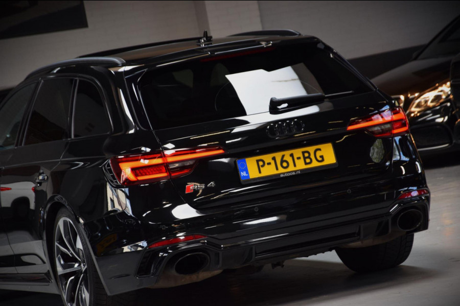 Audi RS4 Avant 2.9 TFSI RS 4 Quattro Panoramadak|Massage|Matrix|Black|450pk!!|B&O|