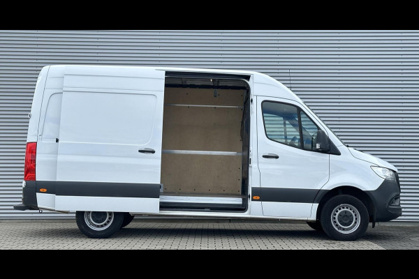 Mercedes-Benz Sprinter 317 CDI L2H2 RWD