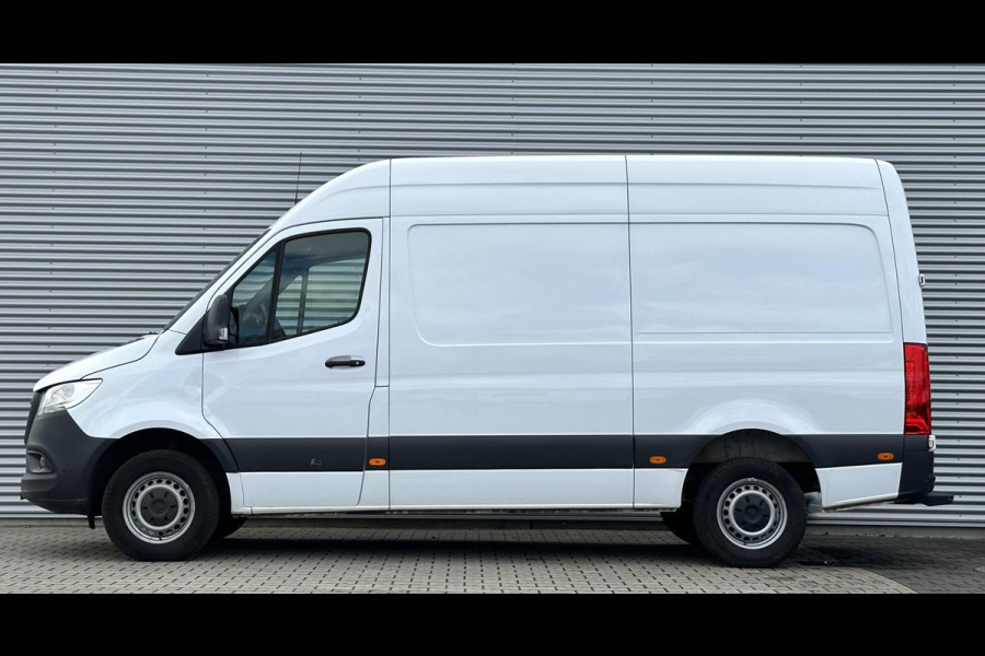 Mercedes-Benz Sprinter 317 CDI L2H2 RWD