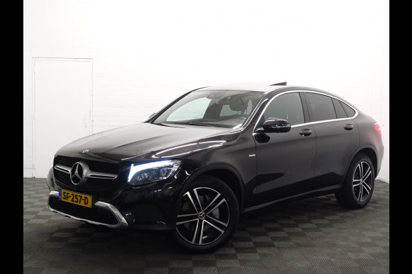 Mercedes-Benz GLC Coupé 250 4MATIC AMG Ed Autom- Schuifdak I Burmester I 360 Camera I Leer