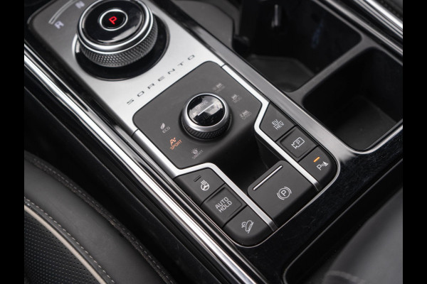 Kia Sorento 1.6 T-GDI Plug-in Hybrid 4WD ExecutiveLine 7p. | Nappa leder | Bose audio | Stoel ventilatie |