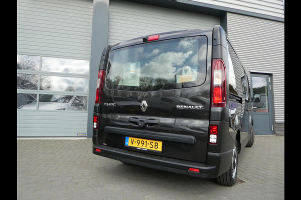 Renault Trafic 1.6 dCi T27 L1H1 airco navigatie 3 zits