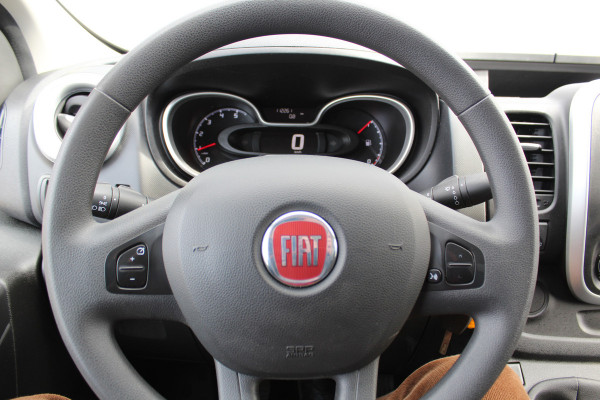 Fiat Talento 2.0-145pk MultiJet L2H1 Pro Edition. Nette en goede Fiat Talento L2. Airco, cruise control, navigatie, telefoonvoorb., pakeersensoren achter, trekhaak, laadruimte betimmerd, dakrails, sidesteps, 3-zits etc.