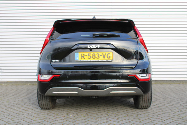 Kia Niro EV DynamicPlusLine 64.8 kWh | 17" LM | Airco | Cruise | Navi | Camera | Trekhaak |