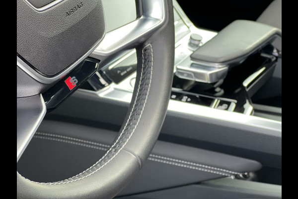 Audi e-tron e-tron 50 quattro Launch edition Black 71 kWh Panoramadak|S-Line|
