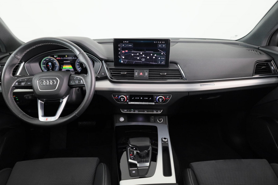 Audi Q5 50 TFSI e S edition 299PK | Panorama dak | Assistentiepakket Tour | Stoelverwarming |