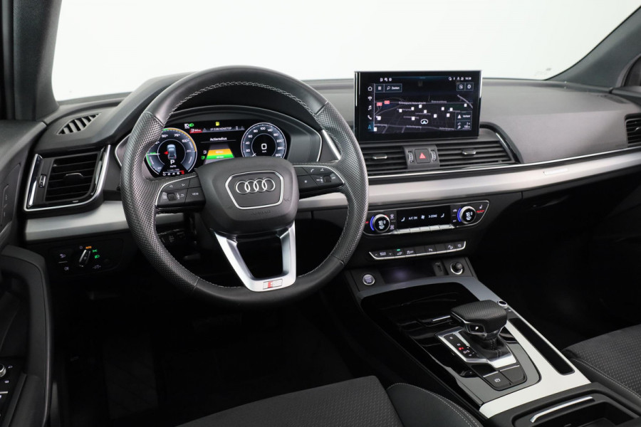 Audi Q5 50 TFSI e S edition 299PK | Panorama dak | Assistentiepakket Tour | Stoelverwarming |