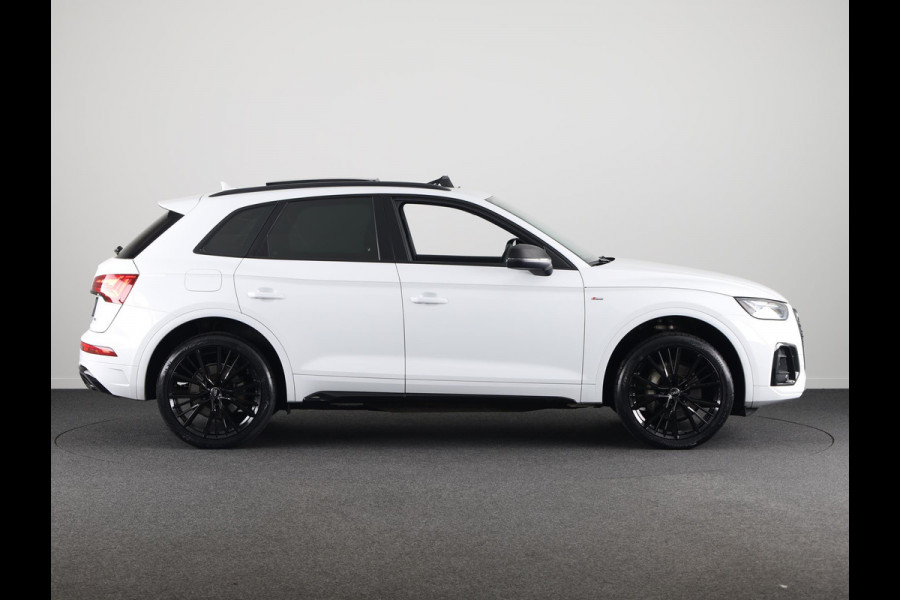 Audi Q5 50 TFSI e S edition 299PK | Panorama dak | Assistentiepakket Tour | Stoelverwarming |